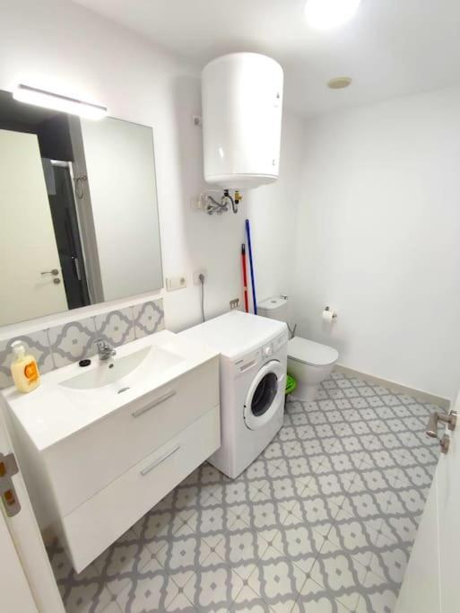 Apartament Near The Ocean In Playa San Juan Kültér fotó